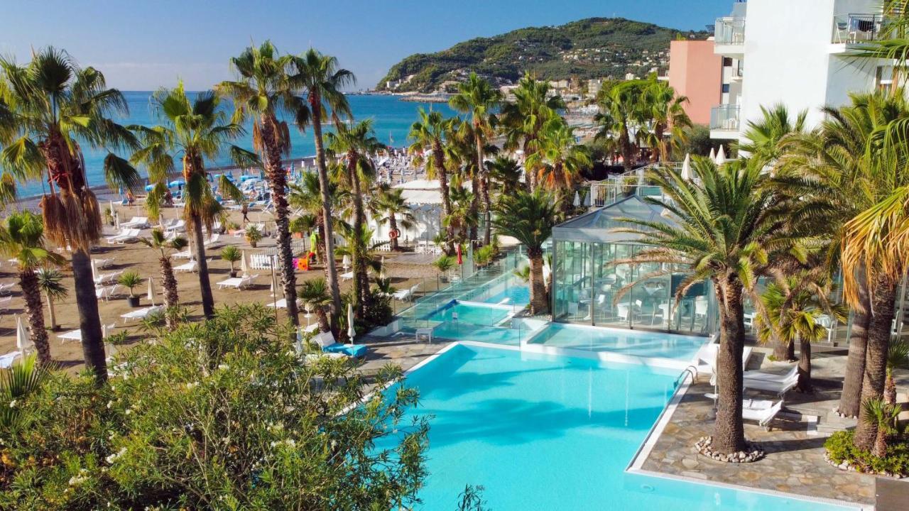 Hotel Caravelle Thalasso & Wellness Diano Marina Exterior photo