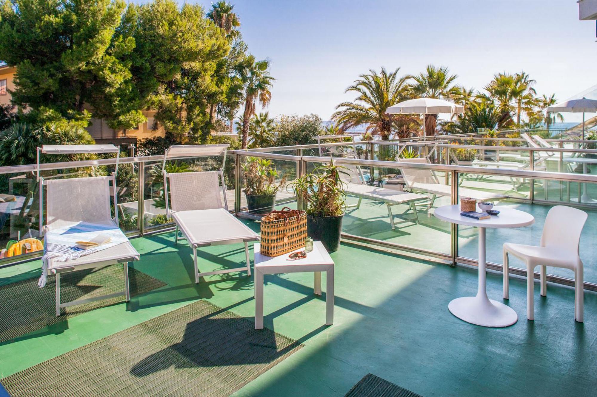 Hotel Caravelle Thalasso & Wellness Diano Marina Room photo